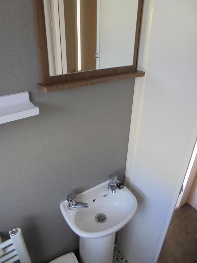 Kingfisher : Seabreeze:- 6 Berth, Enclosed Veranda, Close To Site Shop 英戈尔德梅尔斯 外观 照片