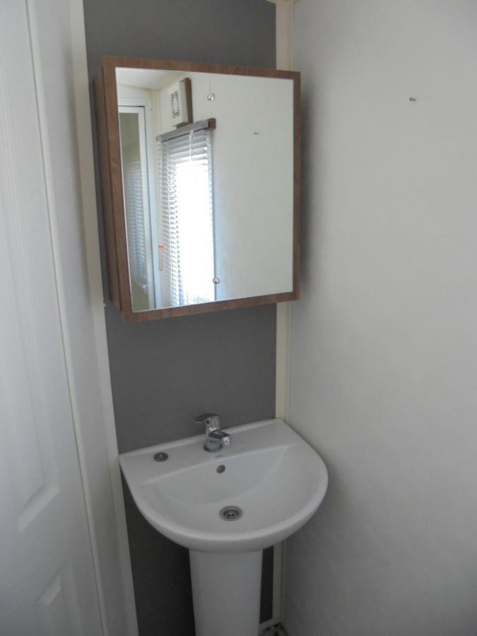 Kingfisher : Seabreeze:- 6 Berth, Enclosed Veranda, Close To Site Shop 英戈尔德梅尔斯 外观 照片