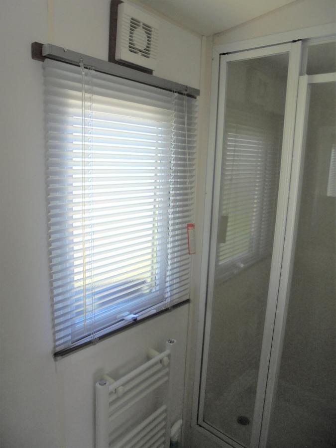 Kingfisher : Seabreeze:- 6 Berth, Enclosed Veranda, Close To Site Shop 英戈尔德梅尔斯 外观 照片